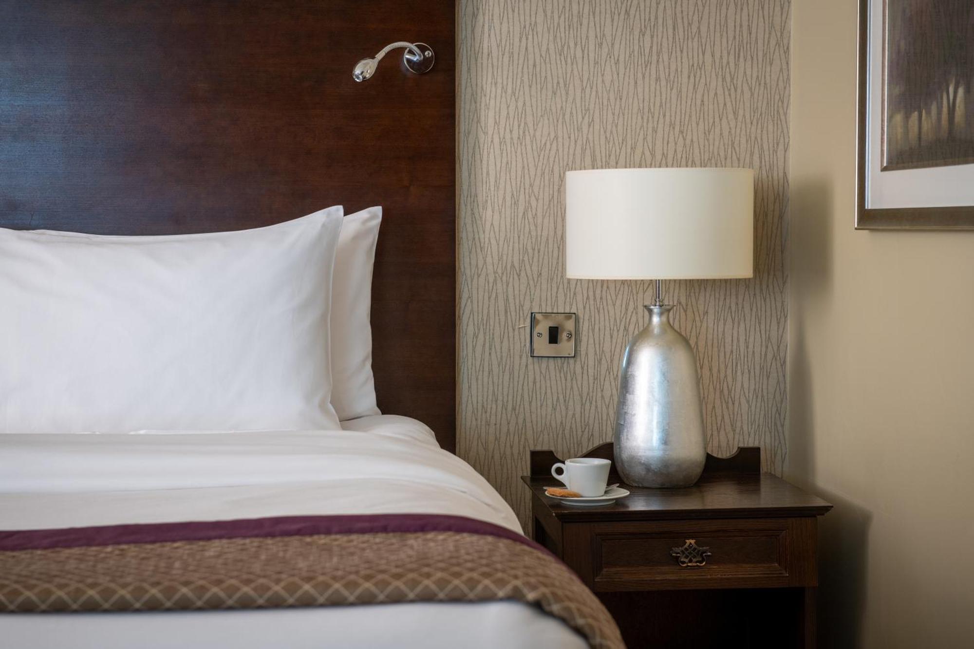 Aztec Hotel And Spa Almondsbury Eksteriør billede
